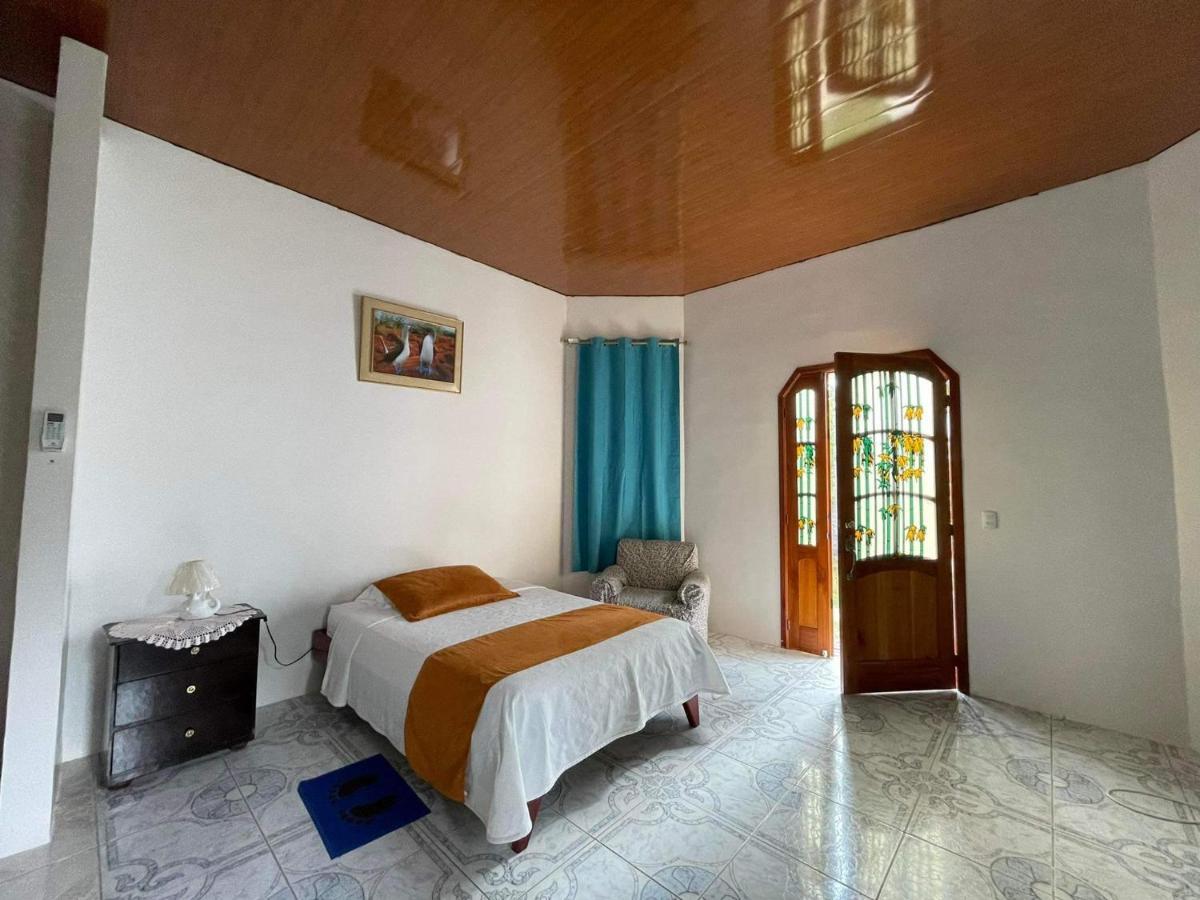Hostal Muro De Las Lagrimas With High Speed Internet Starlink Пуерто Виламил Екстериор снимка