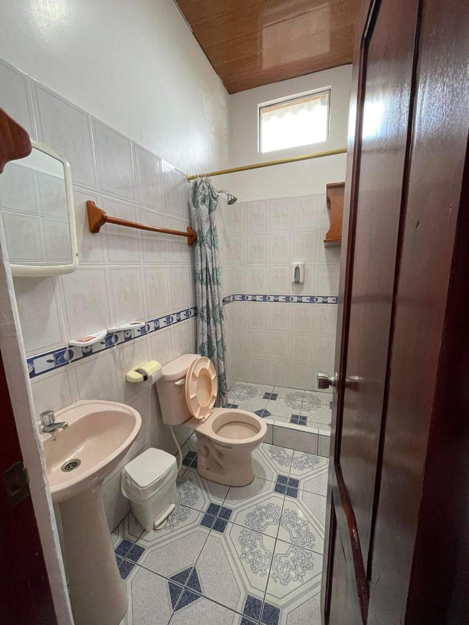 Hostal Muro De Las Lagrimas With High Speed Internet Starlink Пуерто Виламил Екстериор снимка